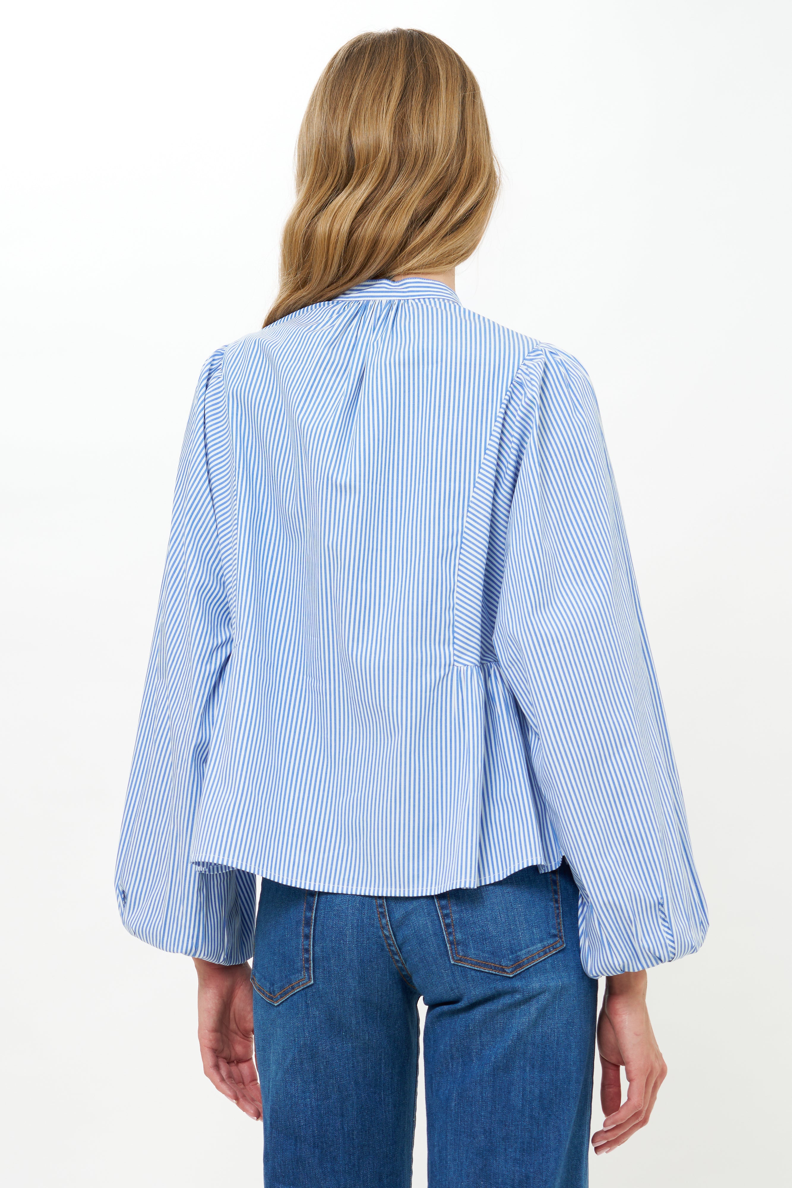 Avery Top- Surrey Blue