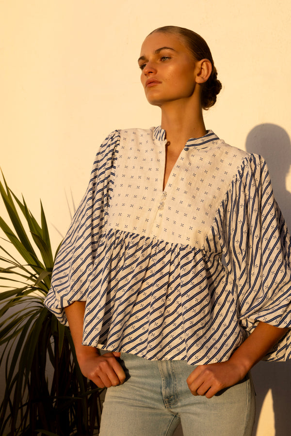 Mandarin Balloon Top- Dipsy Navy