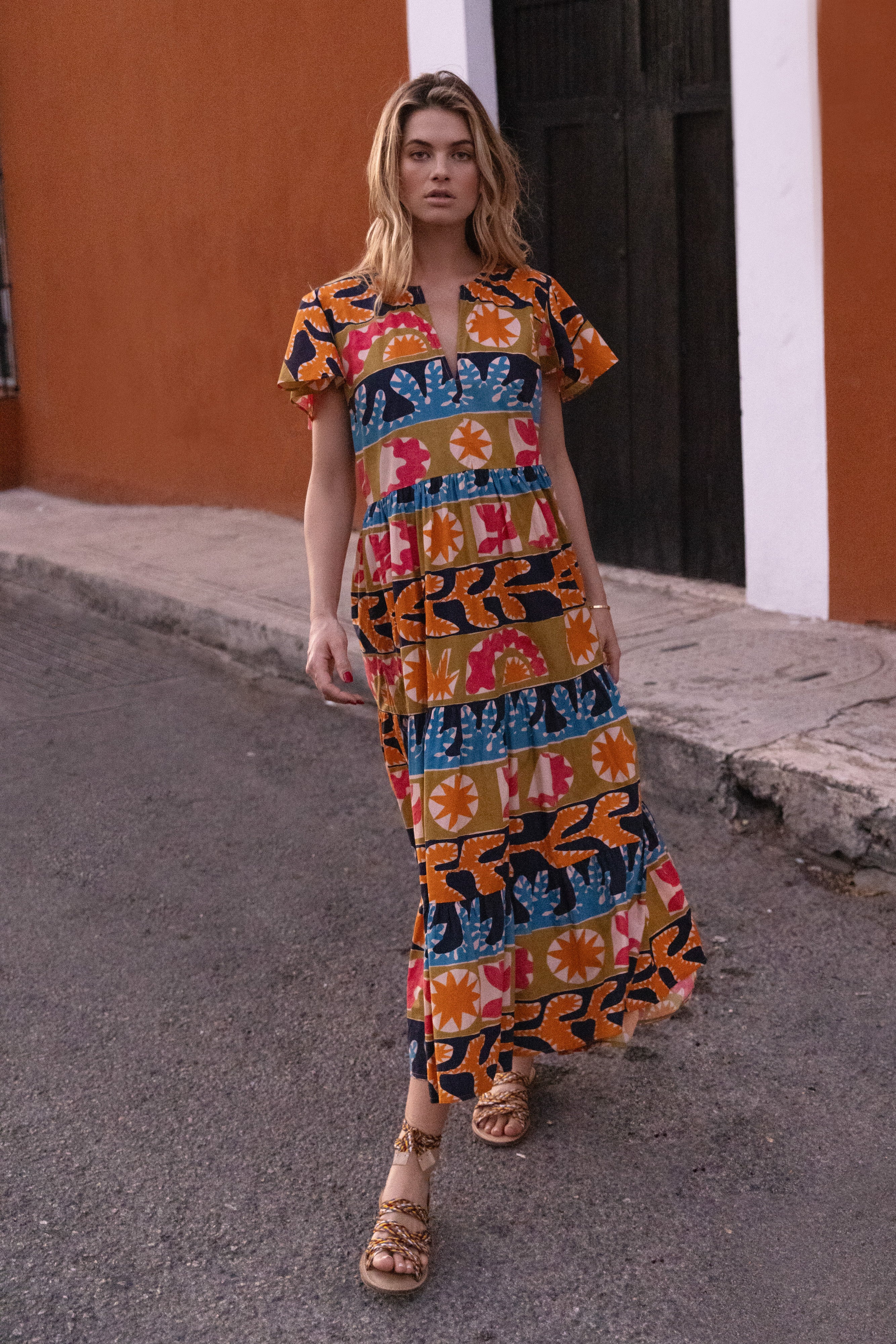 V-Neck Maxi- Canyon Red