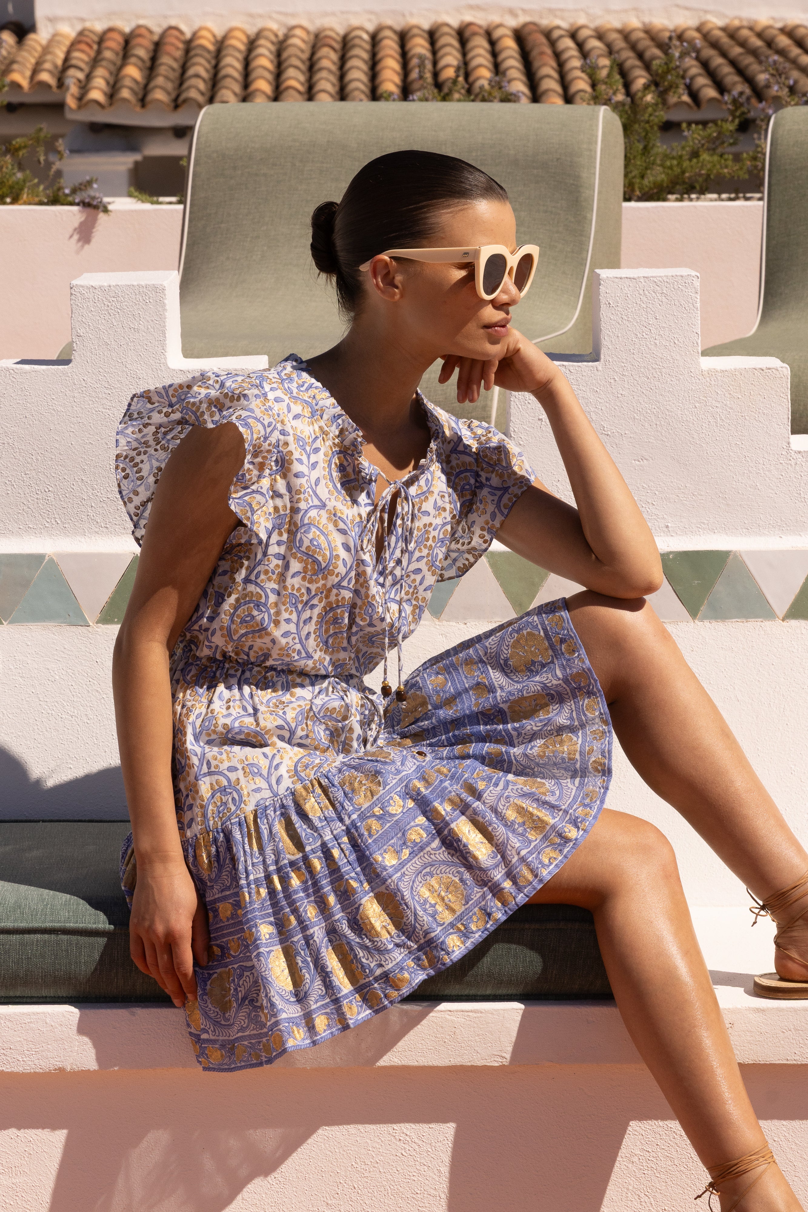 Cinched Flirty Short- Marseille Blue